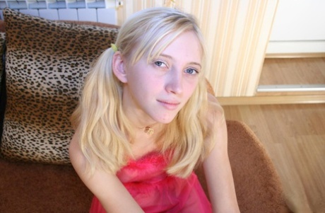 svensk blond amatør xxx topp samling