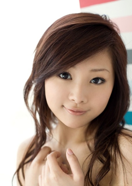 Suzuka Ishikawa pornografisk skuespillerinne bilder