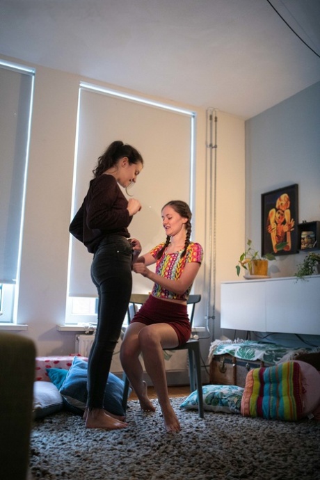 buet brunette kone perfekt sex bilde