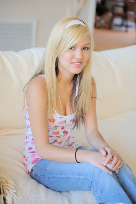 Kimberly Kato gratis modell img